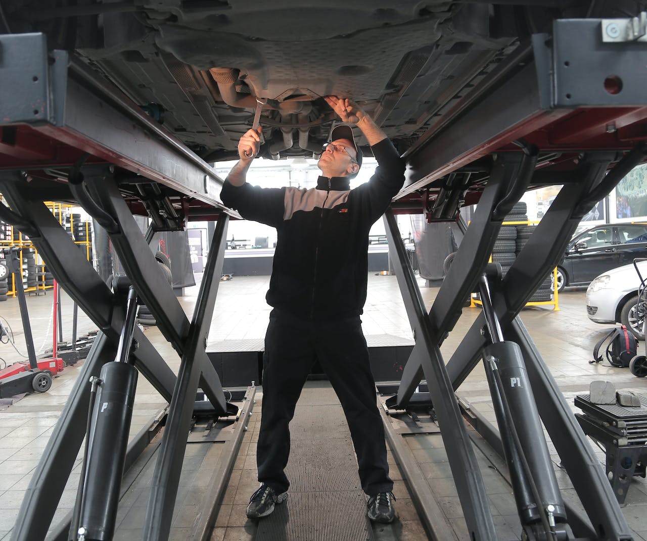 aseguradoras de coches con las que trabaja el taller de coches en terrassa autotaller tuj